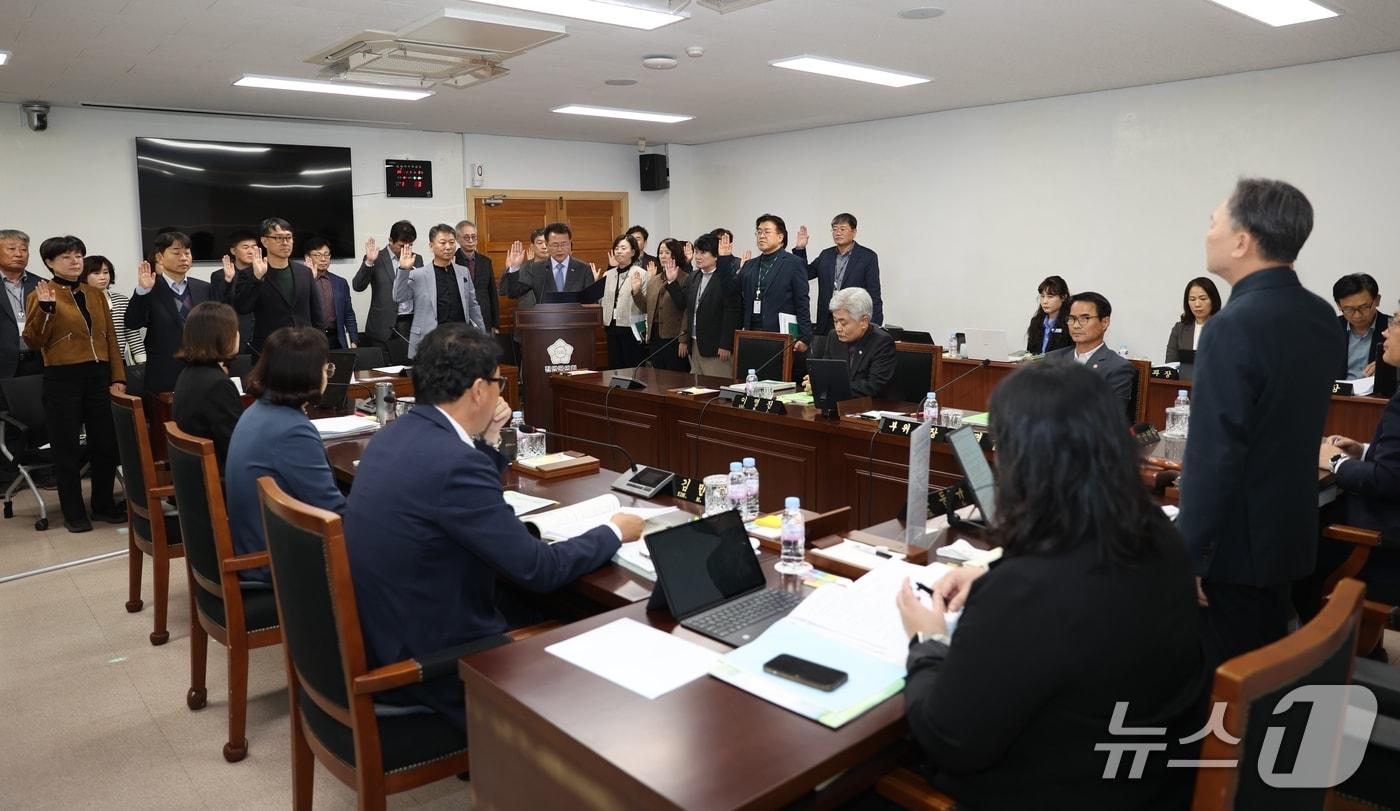 18일 전북 진안군의회가 상하수도과를 마지막으로 9일간 진행된 행정사무감사를 마쳤다.&#40;의회제공, 재판매 및 DB금지&#41;2025.11.19/뉴스1