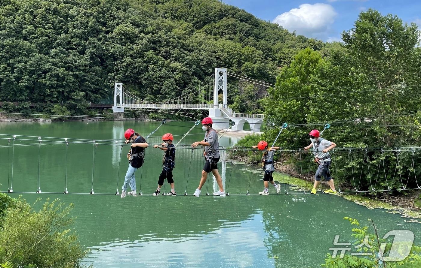 충북 진천군 청소년수련원 체험활동 모습.&#40;진천군 제공, 재판매 및 DB금지&#41;/뉴스1