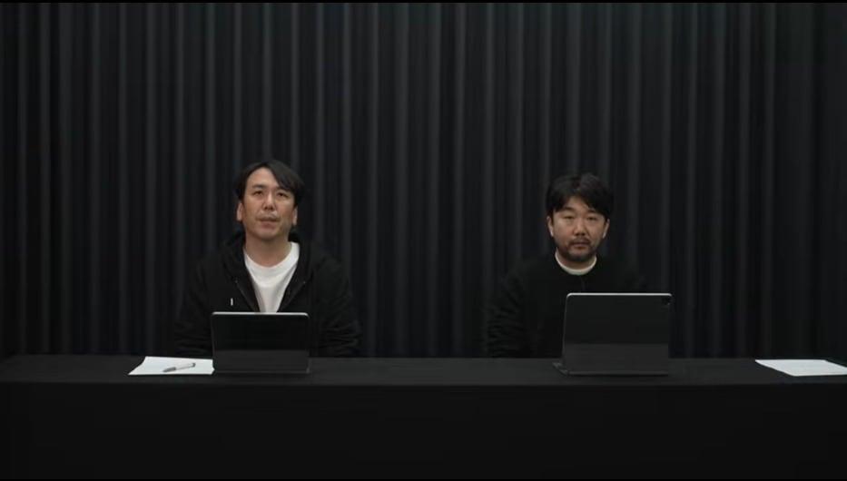 본문 이미지 - 엔씨소프트는 19일 오후 3시 &#39;아이온2&#39; 공식 채널에서 긴급 라이브 방송을 열었다. 소인섭 엔씨소프트 사업실장&#40;왼쪽&#41;과 김남준 아이온2 개발 PD가 라이브 방송을 진행하고 있다.&#40;아이온2 공식 유튜브 채널 갈무리&#41;2025.11.19/뉴스1