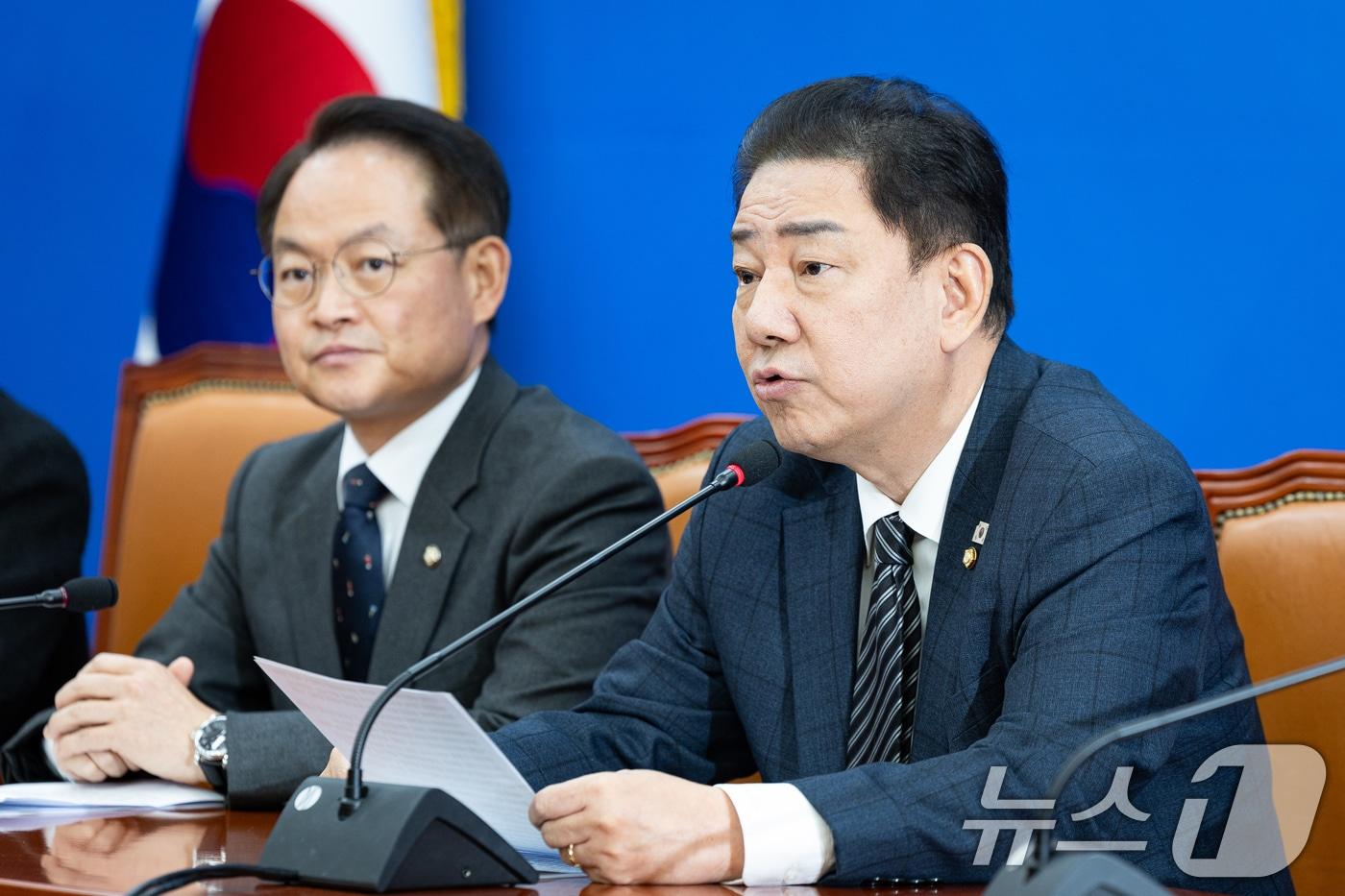 김병기 더불어민주당 원내대표가 서울 여의도 국회에서 열린 정책조정회의에서 모두 발언을 하고 있다. 2025.11.20/뉴스1 ⓒ News1 유승관 기자