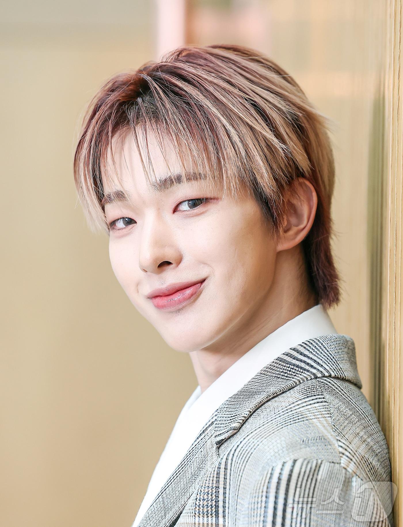 본문 이미지 - JYP엔터테인먼트 소속 7인조 보이그룹 넥스지(NEXZ)의 리더 토모야 / 뉴스1 ⓒ News1 김진환 기자