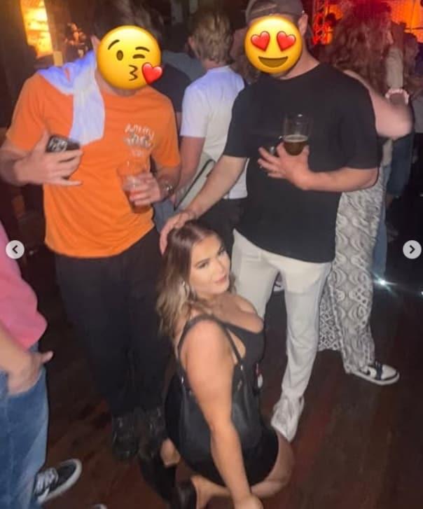 본문 이미지 - 찰리 손더스 "성인이 되자마자 콘텐츠를 만들기 시작했다"며 비판에 대응했다. 출처=인스타그램