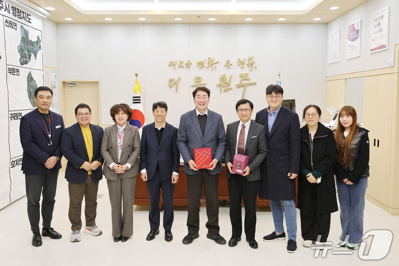 강원 원주시, 리드텍&#40;Leadtek Research&#41; 주세위&#40;周世偉&#41; 컴퓨터사업부 최고책임자와 협력체계 구축.&#40;원주시 제공, 재판매 및 DB금지&#41; 