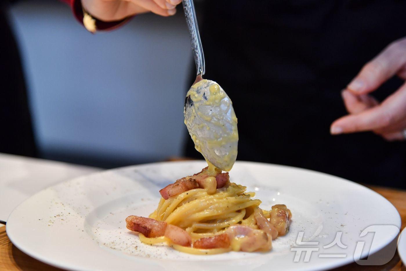 이탈리아 정통 방식으로 만들어진 카르보나라 파스타. &#40;자료사진&#41; 2019.4.5 ⓒ AFP=뉴스1 ⓒ News1 강민경 기자