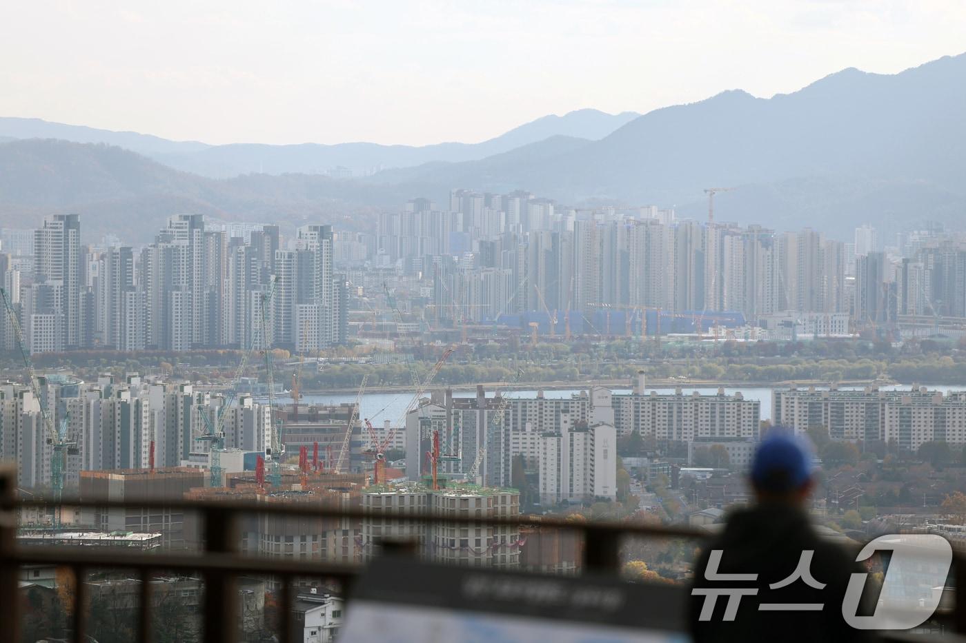 남산에서 바라본 서울시내 아파트 및 주택 단지. 2025.11.21/뉴스1 ⓒ News1 황기선 기자