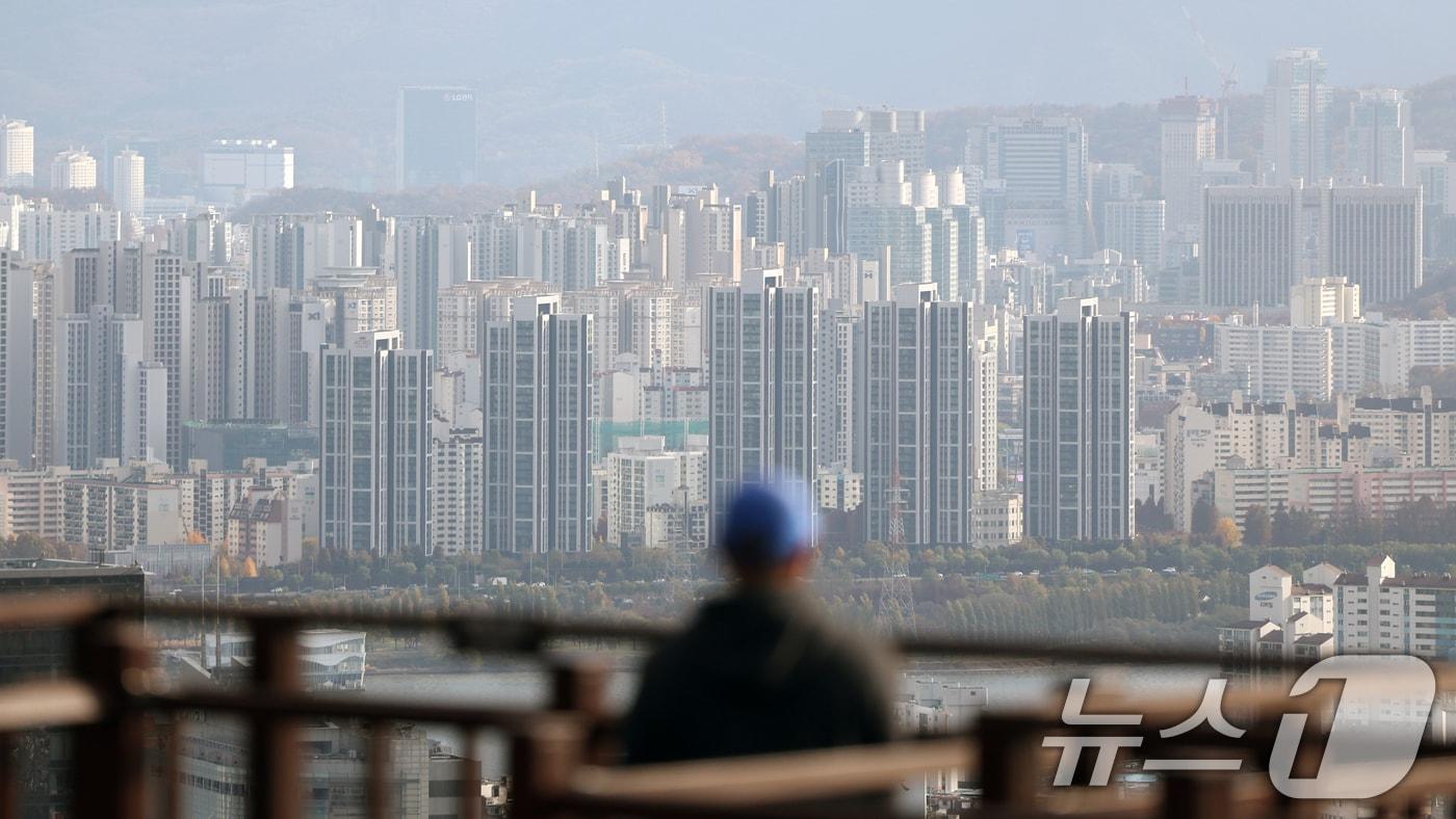 남산에서 바라본 서울시내 아파트 및 주택 단지. 2025.11.21/뉴스1 ⓒ News1 황기선 기자