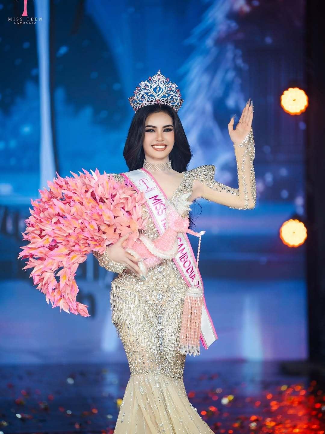 본문 이미지 - &lt;사진=추리 라오르후르스 인스타그램 @laorhours_official&gt;