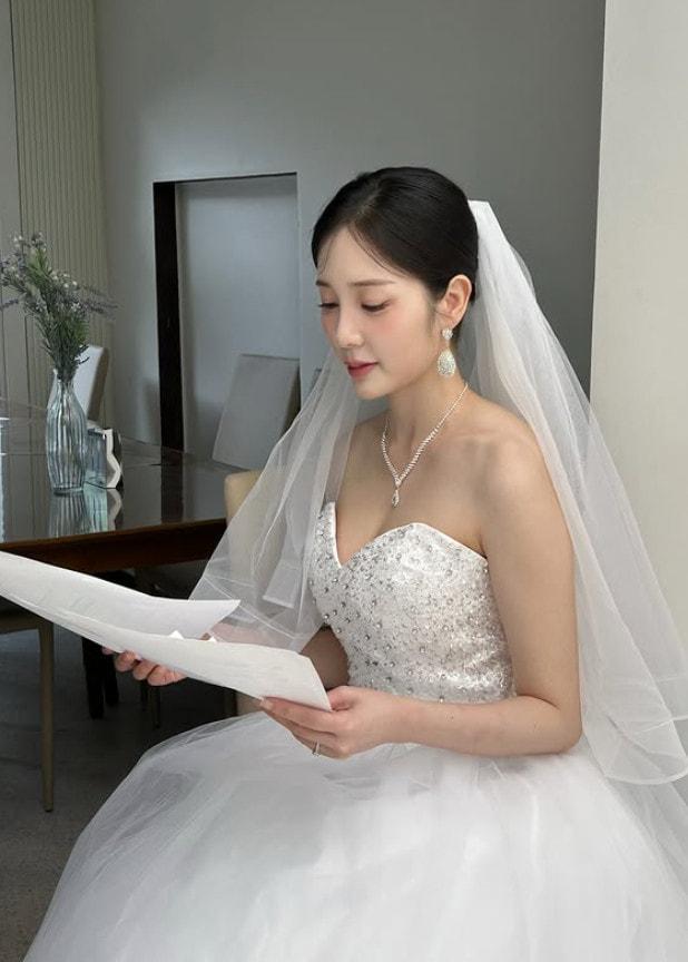 본문 이미지 - 윤채경