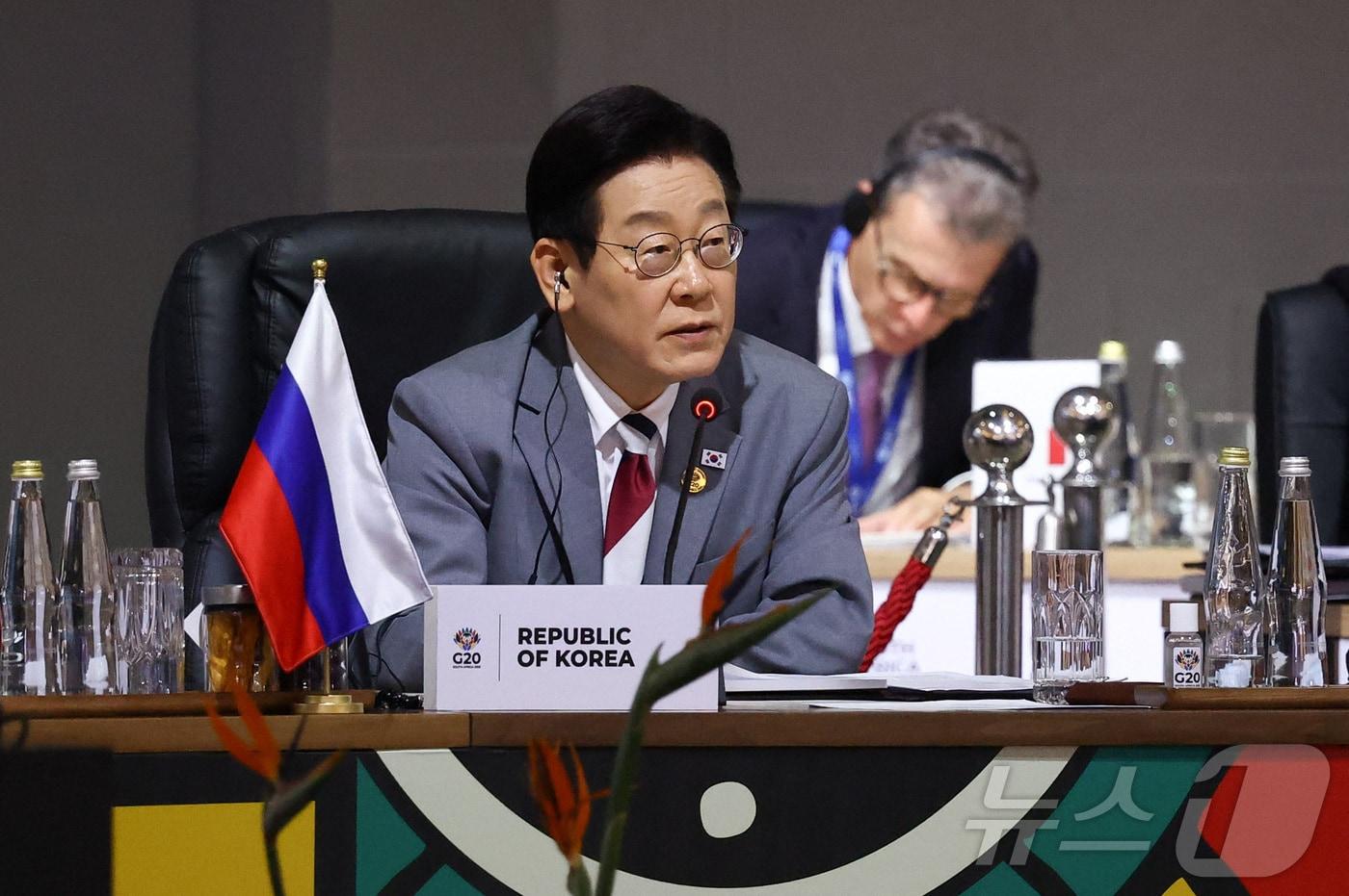 이재명 대통령이 22일&#40;현지시간&#41; 남아프리카공화국 요하네스버그 엑스포 센터에서 열린 G20 정상회의에 참석해 있다. ⓒ 로이터=뉴스1