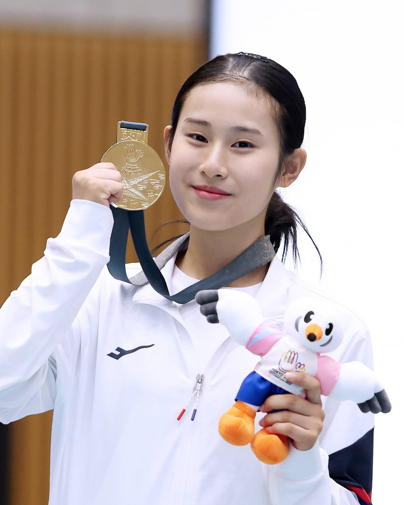 본문 이미지 - 도쿄 데플림픽 태권도 여자 품새에서 금메달을 획득한 정혜근.&#40;대한장애인체육회 제공&#41;