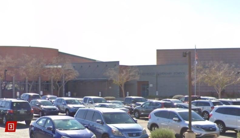 본문 이미지 - 미성년자 성추행 사건이 발생한 미국 애리조나 피닉스의 오렌지우드 초등학교. 출차=더선