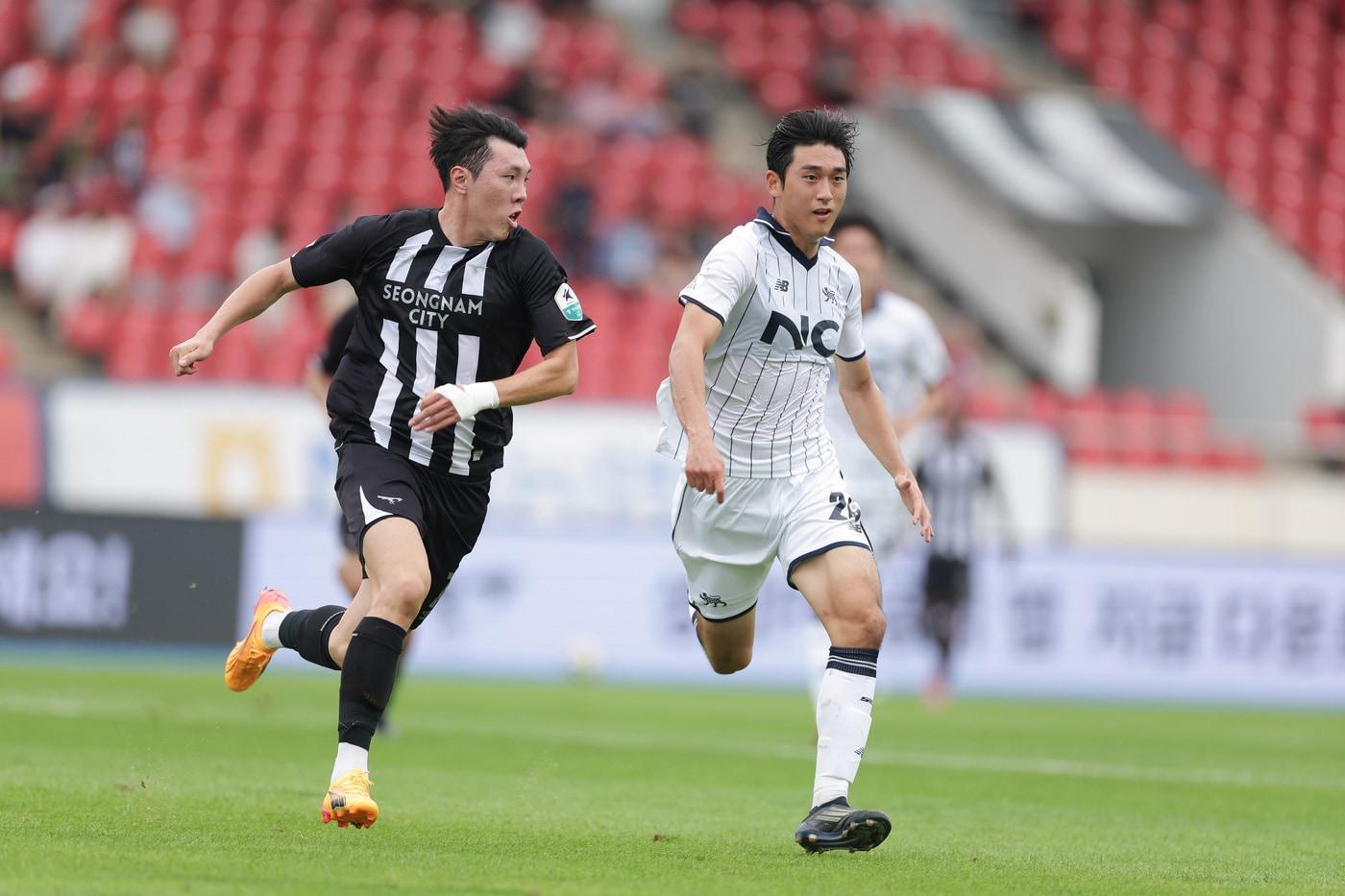 K리그2 준플레이오프에서 격돌하는 서울이랜드FC와 성남FC.&#40;한국프로축구연맹 제공&#41;