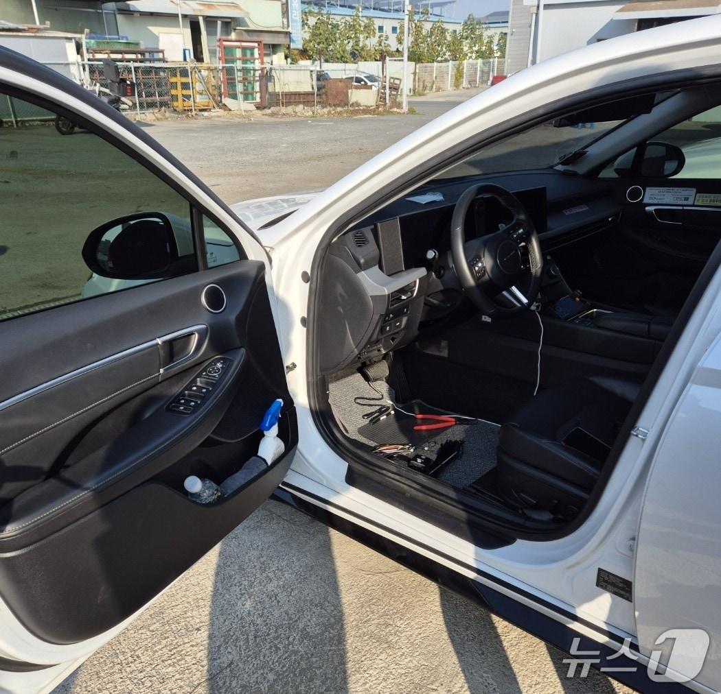 본문 이미지 - 대구경찰청이 고령 운전자의 안전을 위해 페달 오조작 방지 장치를 지원한다. &#40;대구경찰청 제공. 재판매 및 DB 금지&#41;/뉴스1