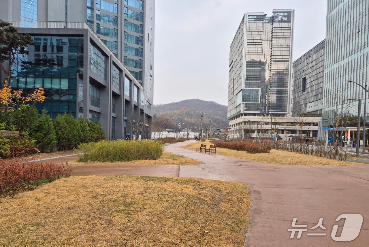 본문 이미지 - 녹지쉼터.(과천시 제공)