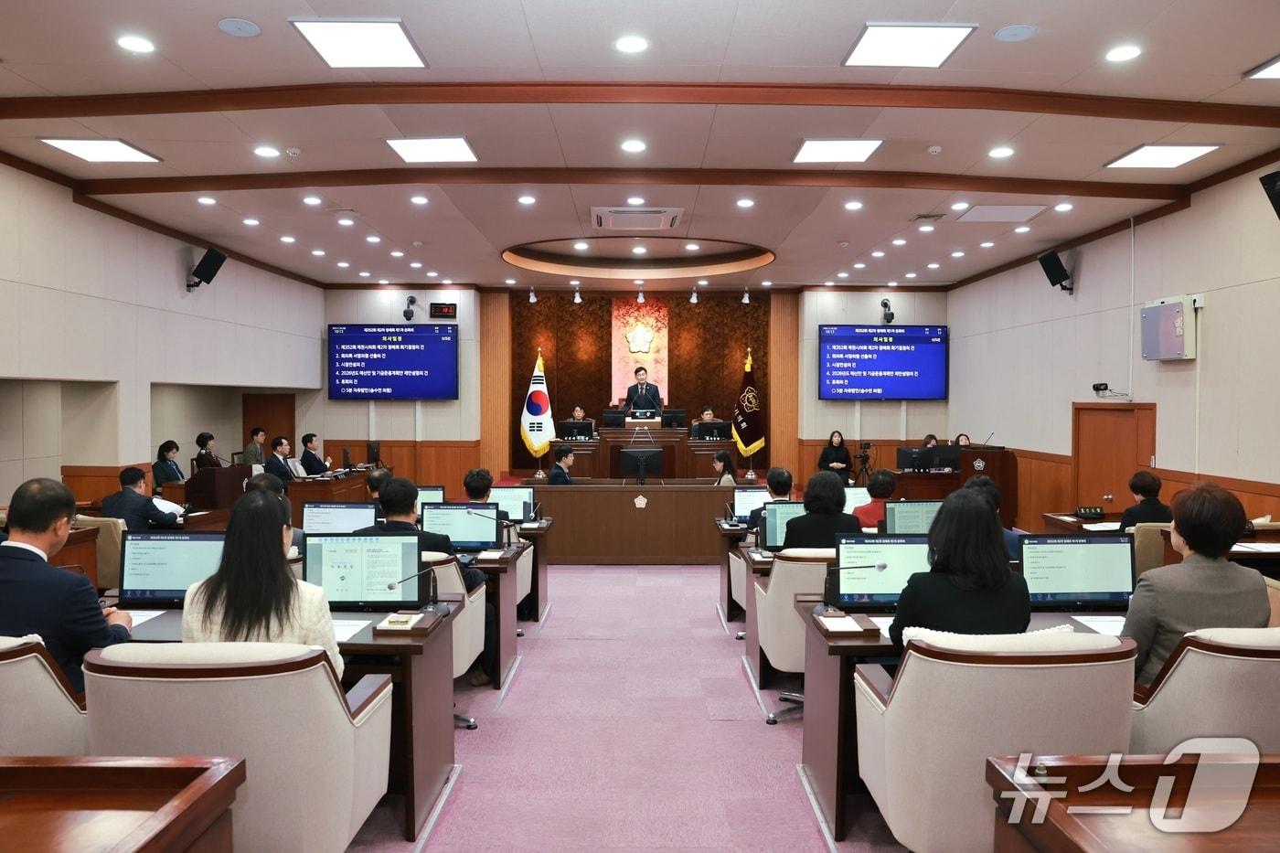 제천시의회 352회 2차 정례회 본회의장.&#40;제천시의회 제공. 재판매 및 DB금지&#41;/뉴스1 