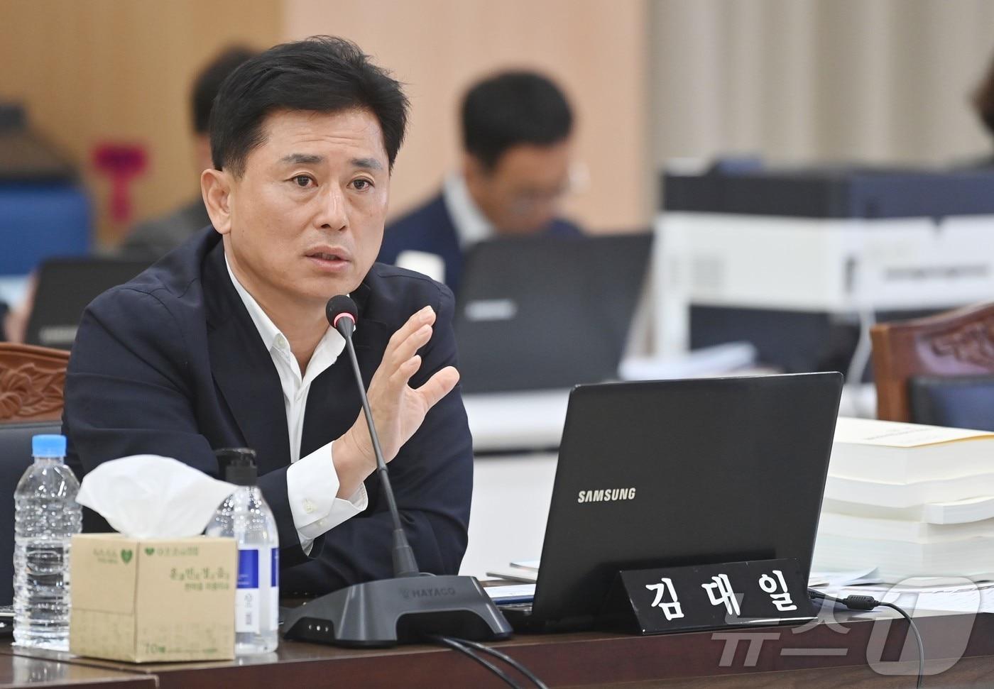 경북도의회 예산결산특별위원회 김대일 위원장은 26일 2026년도 경북도와 경북도교육청 예산안 심사에 돌입했다.&#40;경북도의회 제공. 재판매 및 DB금지&#41;/뉴스1