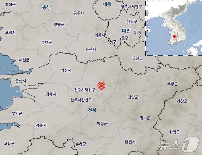 본문 이미지 - 26일 오후 12시 6분께 전북 완주군 동남동쪽 6㎞ 지역에서 규모 2.2 지진이 발생했다.&#40;기상청 제공. 재판매 및 DB금지&#41;2025.11.26/뉴스1