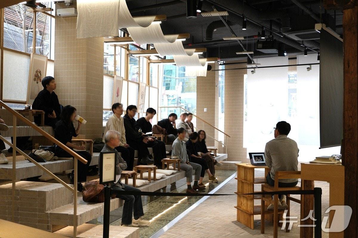 본문 이미지 - 후지필름 하우스 오브 포토그래피(House of Photography) 서울(후지필름일렉트로닉이미징코리아 제공)