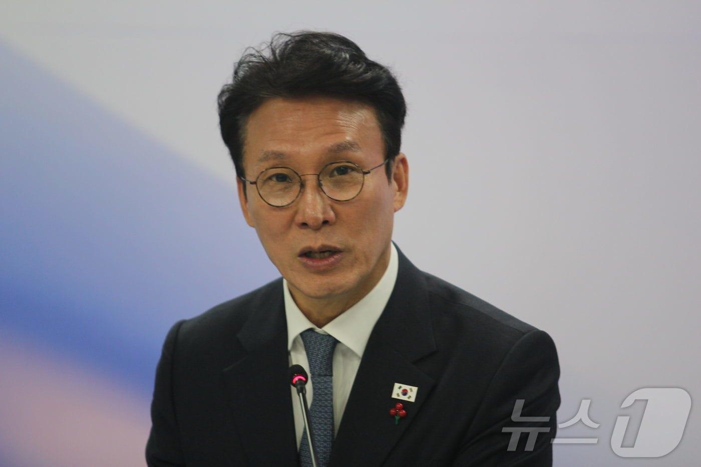 김민석 국무총리가 27일 충북 음성군 대소면 화장품 제조기업 코스메카코리아에서 열린 국가정책조정회의에서 발언을 하고 있다. 2025.11.27/뉴스1 ⓒ News1 윤원진 기자