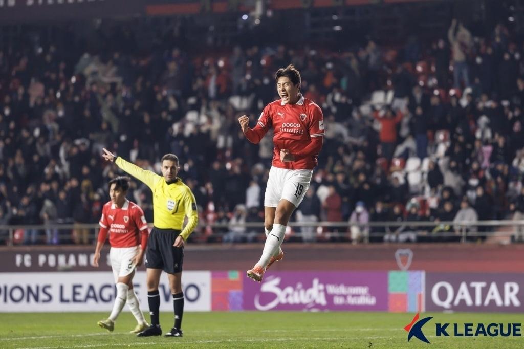 본문 이미지 - 포항 스틸러스의 이호재. &#40;한국프로축구연맹 제공&#41;