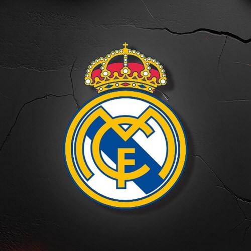 본문 이미지 - 형지엘리트는 세계적인 축구 명문 구단인 스페인 레알 마드리드와 국내 상품화 사업을 위한 계약을 체결했다.&#40;형지엘리트제공&#41;