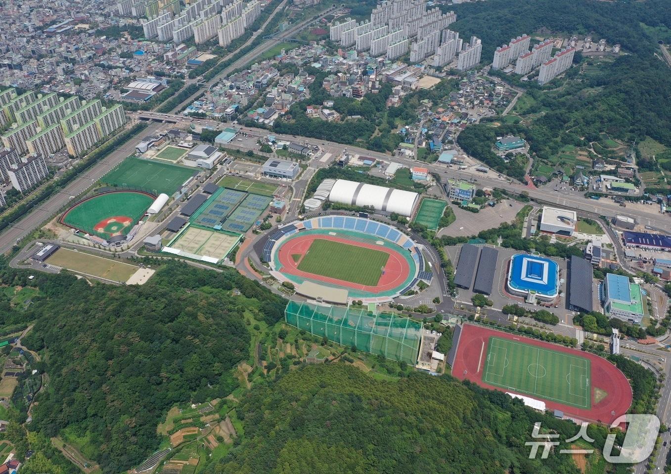 본문 이미지 - 순천팔마종합운동장 전경. &#40;순천시 제공. 재판매 및 DB금지&#41;