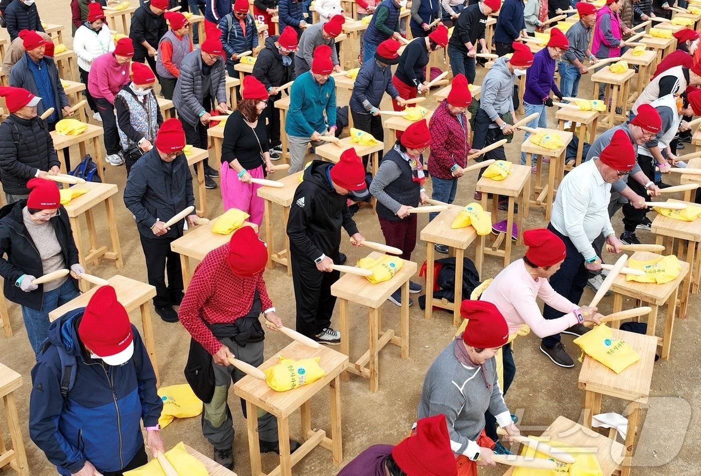 제19회 청송사과축제에 현장 50만명, 온라인 320만명이 참가해 역대 최다를 기록했다.(청송군 제공. 재판매 및 DB금지) /뉴스1