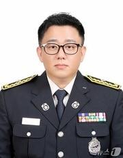 본문 이미지 - 김진구 소방장. &#40;울산시 제공. 재판매 및 DB 금지&#41; /뉴스1