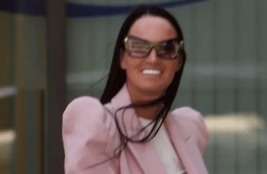 재소자와 그릇된 관계가 적발돼 징계 절차를 밟고 있는 영국의 여성 교도관 사라 윌리엄스(36). 출처=더선