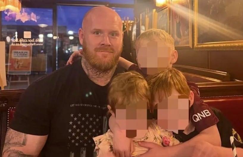 살해당한 교도관 레니 스콧(33)과 그의 가족들. 출처=BBC