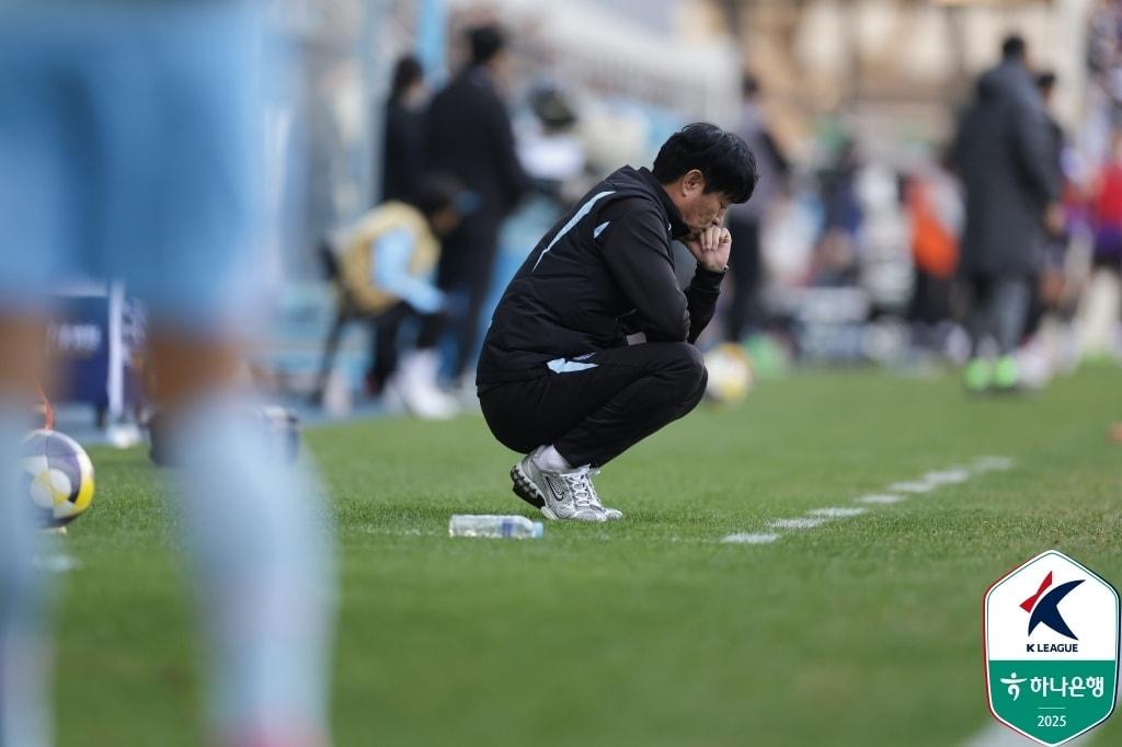 본문 이미지 - 김병수 대구FC 감독. &#40;한국프로축구연맹 제공&#41;