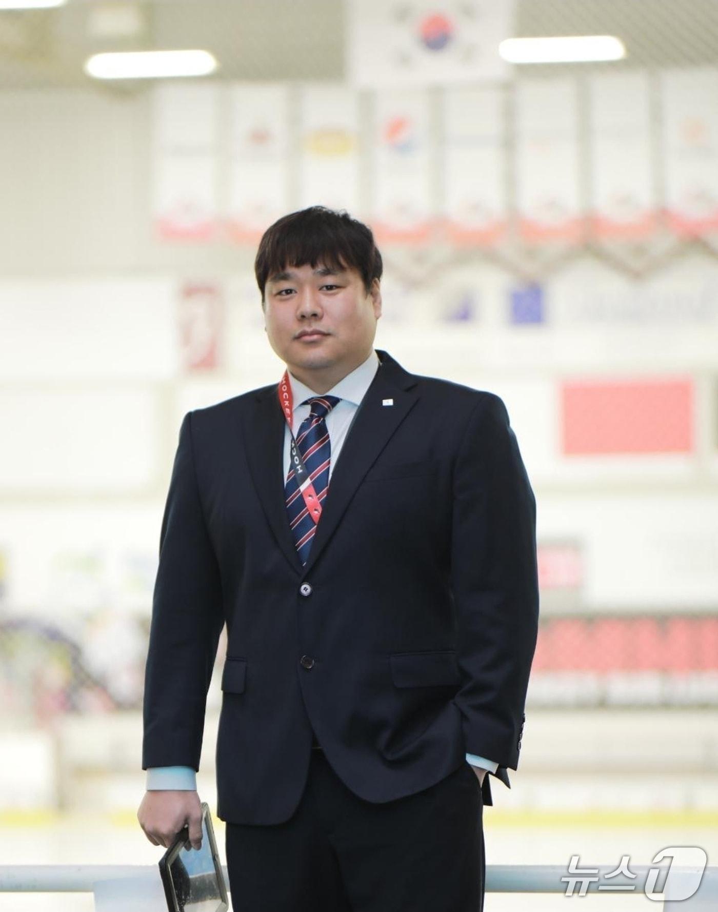 본문 이미지 -  ‘한일 청소년 스포츠 교류 대표팀’ 감독에 선임된  ‘춘천 타이거스’ 권재성 감독.&#40;독자 제공, 재판매 및 DB금지&#41;