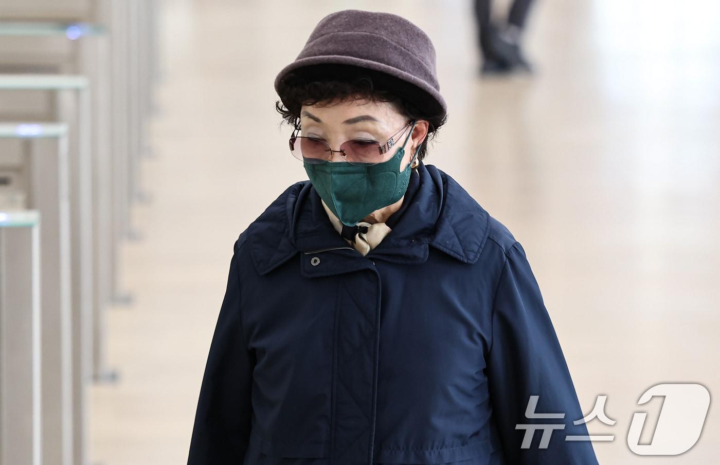 본문 이미지 - 윤석열 전 대통령의 부인 김건희 여사의 모친 최은순 씨. ⓒ 뉴스1