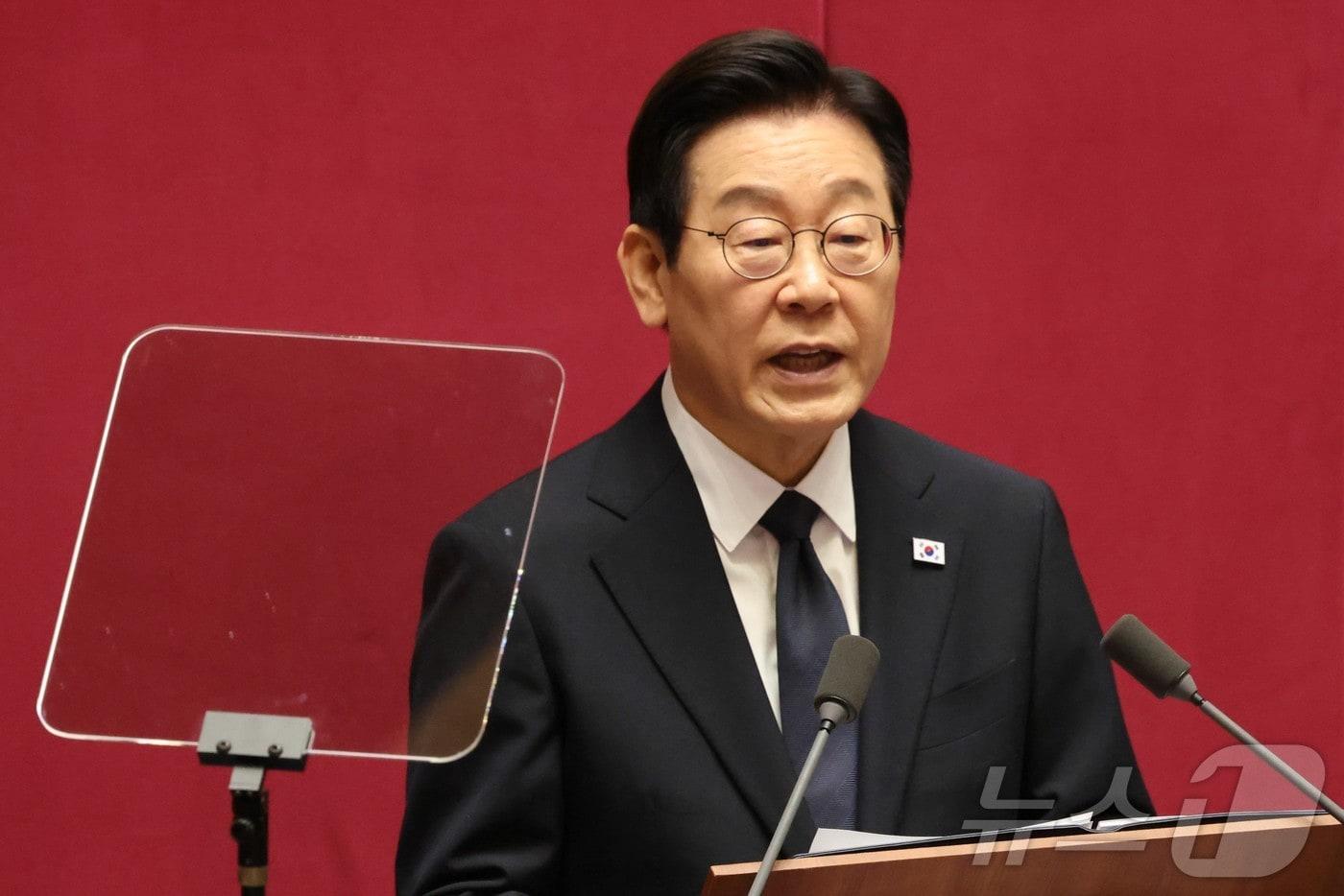 이재명 대통령이 4일 서울 여의도 국회 본회의장에서 2026년도 예산안 및 기금운용계획안에 대한 시정연설을 하고 있다. 2025.11.4/뉴스1 ⓒ News1 국회사진기자단