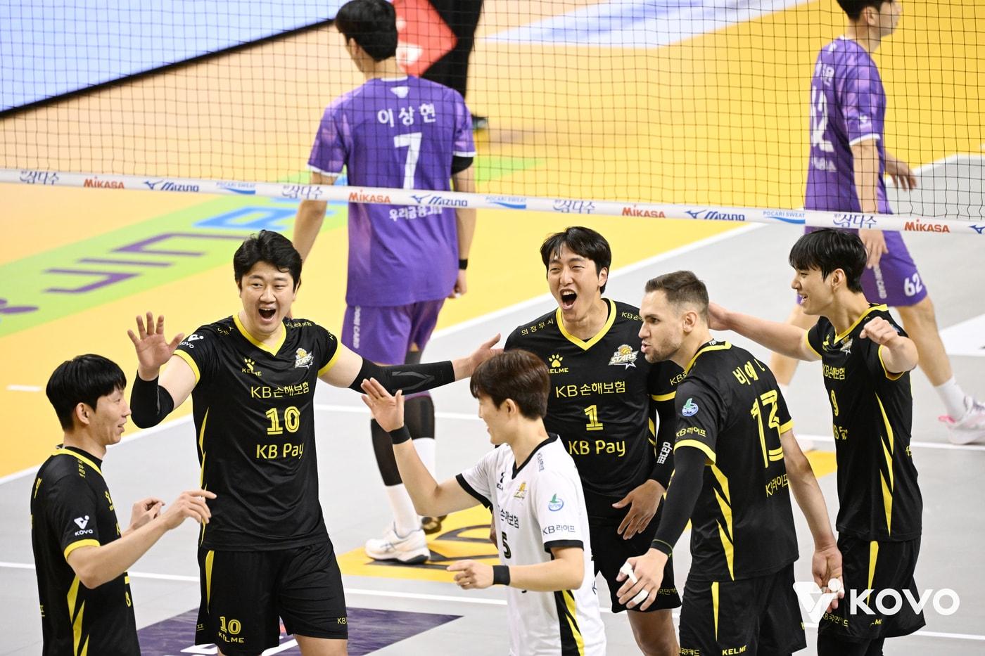  KB손해보험이 V리그 남자부 선두로 도약했다.&#40;KOVO제공&#41;