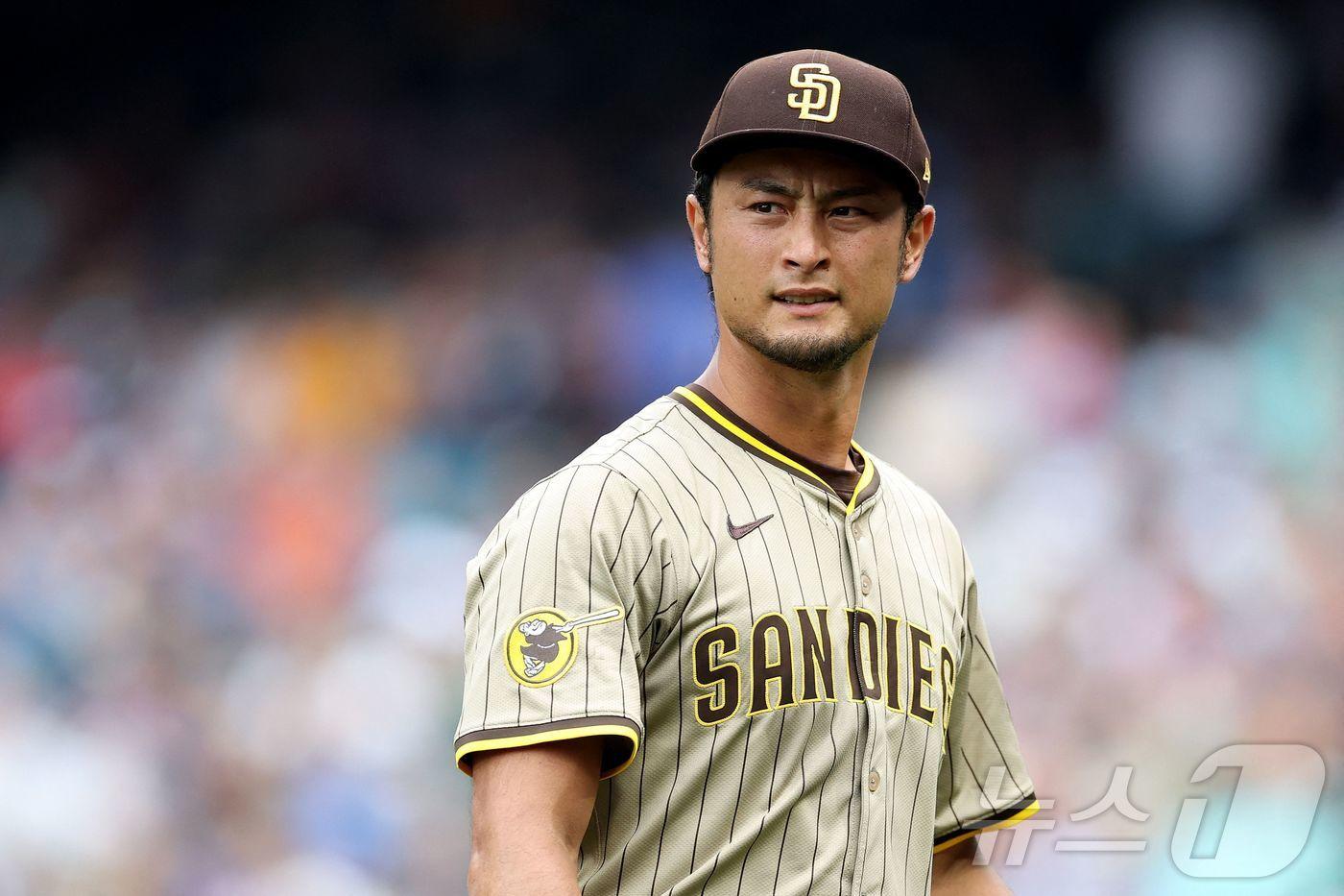 팔꿈치 수술을 받는 다르빗슈.  ⓒ AFP=뉴스1