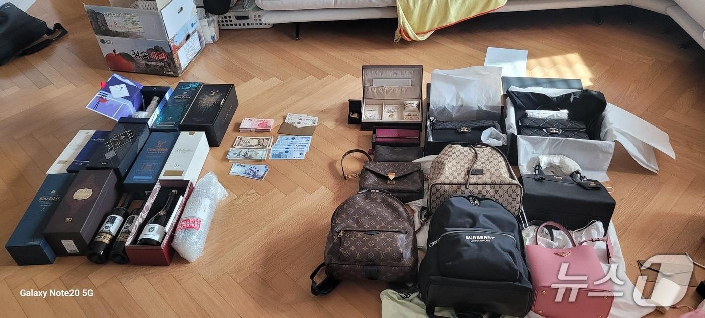 용인시가 고액체납자를 대상으로 고강도 징수 활동을 펼쳐 압류한 물품들.&#40;용인시 제공&#41;