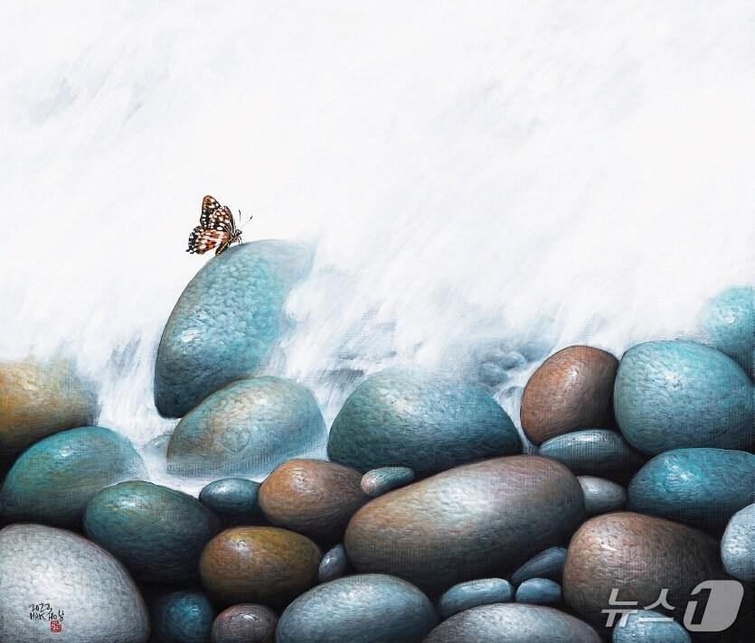 본문 이미지 - '돌 나비' 작가인 남학호의 '석접'(구미시 제공. 재판매 및 DB금지)/뉴스1
