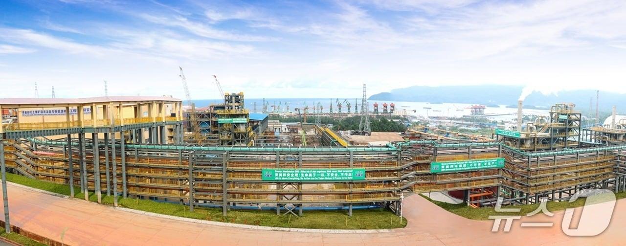 본문 이미지 - 인도네시아 술라웨시섬 모로왈리 산업단지&#40;IMIP&#41; 내 에코프로가 투자한 니켈 제련소 전경&#40;에코프로 제공&#41;. 