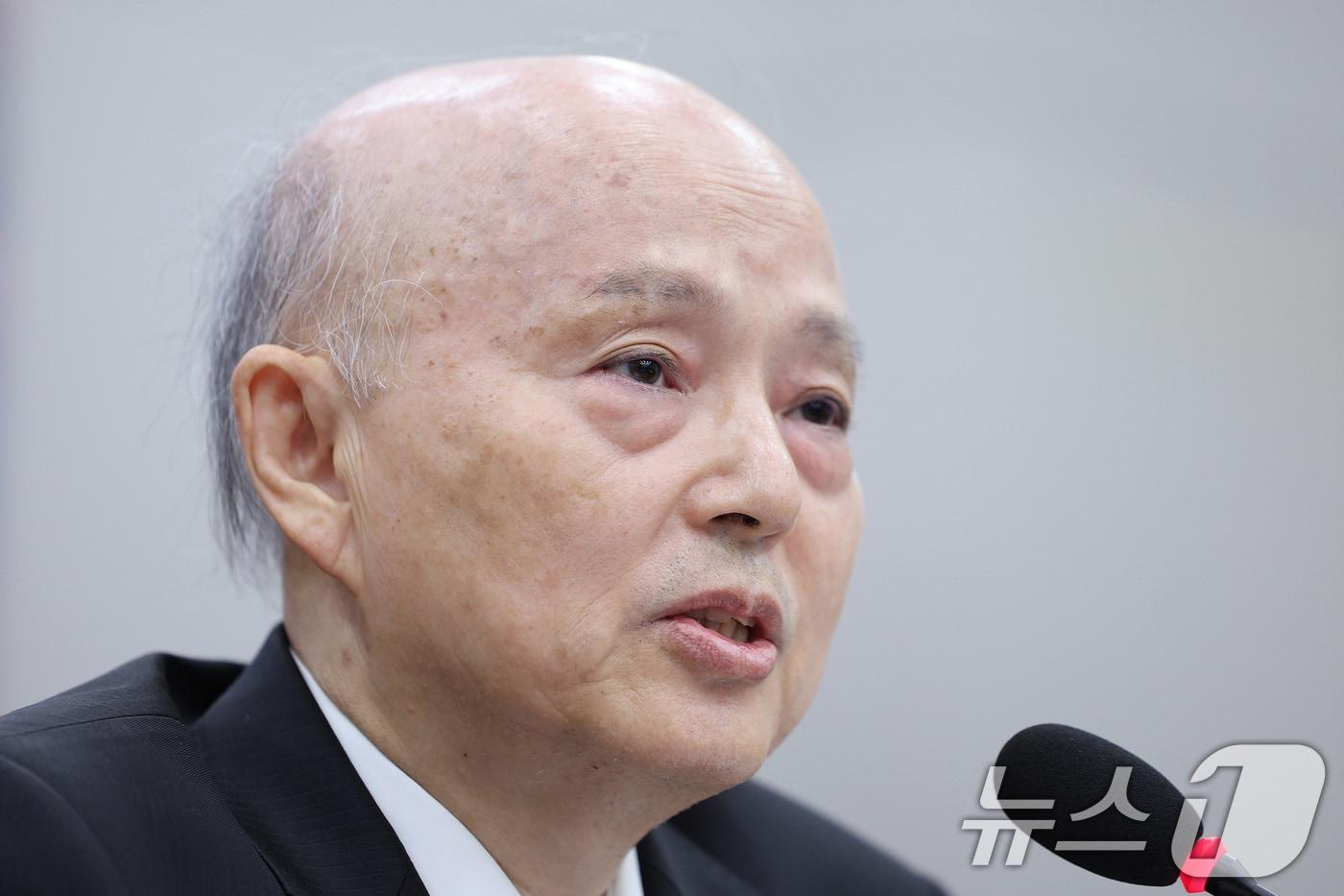 안창호 국가인권위원회 위원장이 지난 5일 서울 여의도 국회 운영위원회에서 열린 국가인권위원회에 대한 국정감사에서 의원 질의에 답변하고 있다. 2025.11.5/뉴스1 ⓒ News1 신웅수 기자