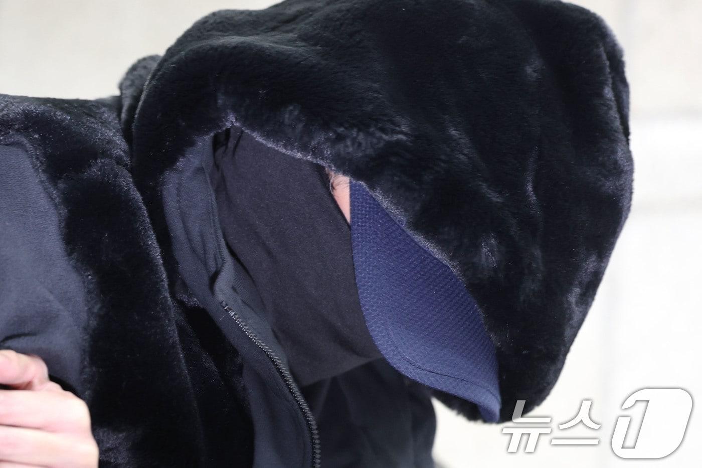 도로교통법상 음주운전과 특정범죄가중처벌법상 위험운전치사상 혐의를 받는 서 모씨가 지난 5일 서울 서초구 서울중앙지방법원에서 열린 구속 전 피의자 심문에 출석하고 있다. 2025.11.5/뉴스1 ⓒ News1 이광호 기자