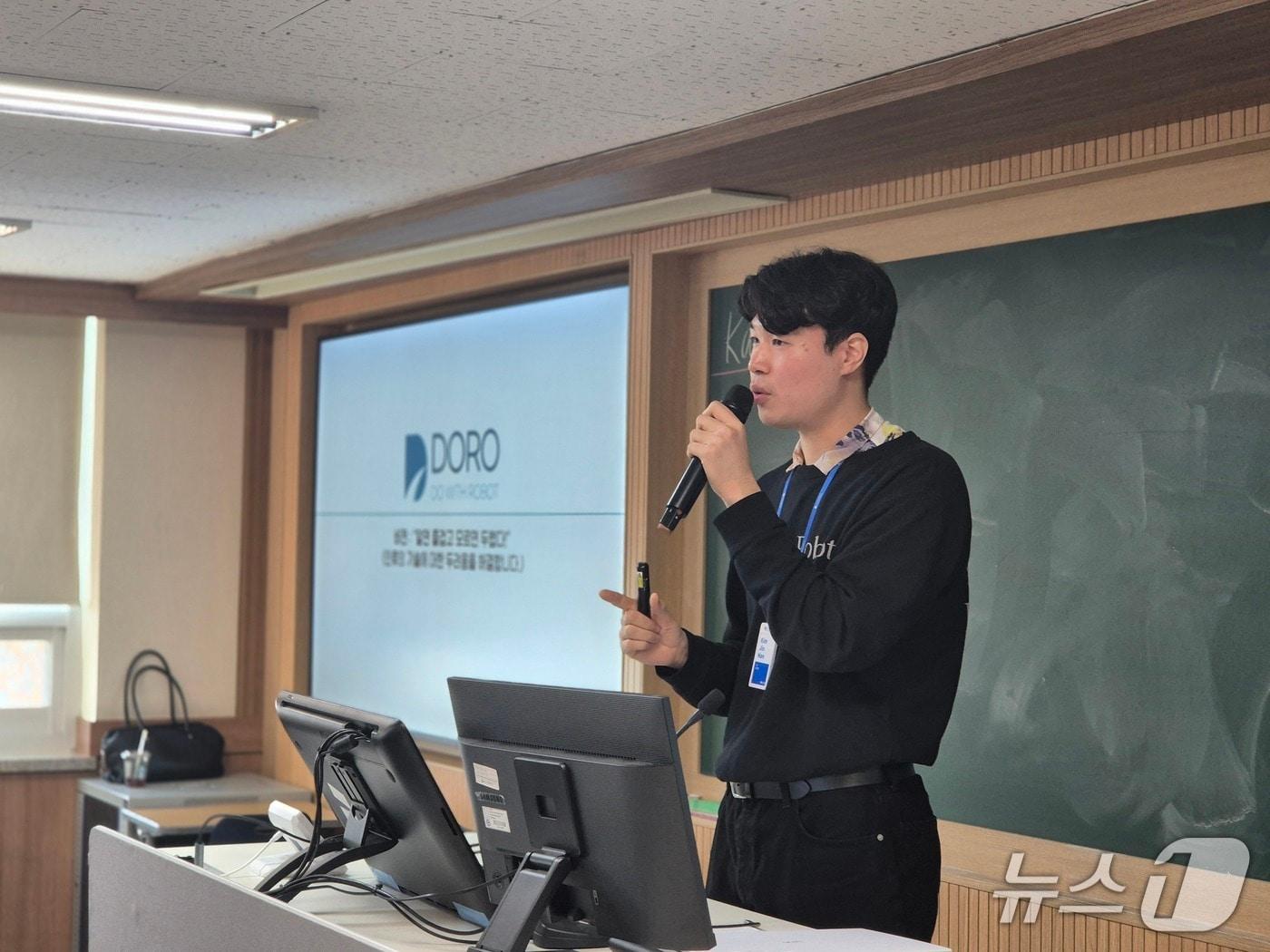 본문 이미지 - 주식회사 도로 김진한 대표이사.&#40;주식회사 도로 제공&#41;