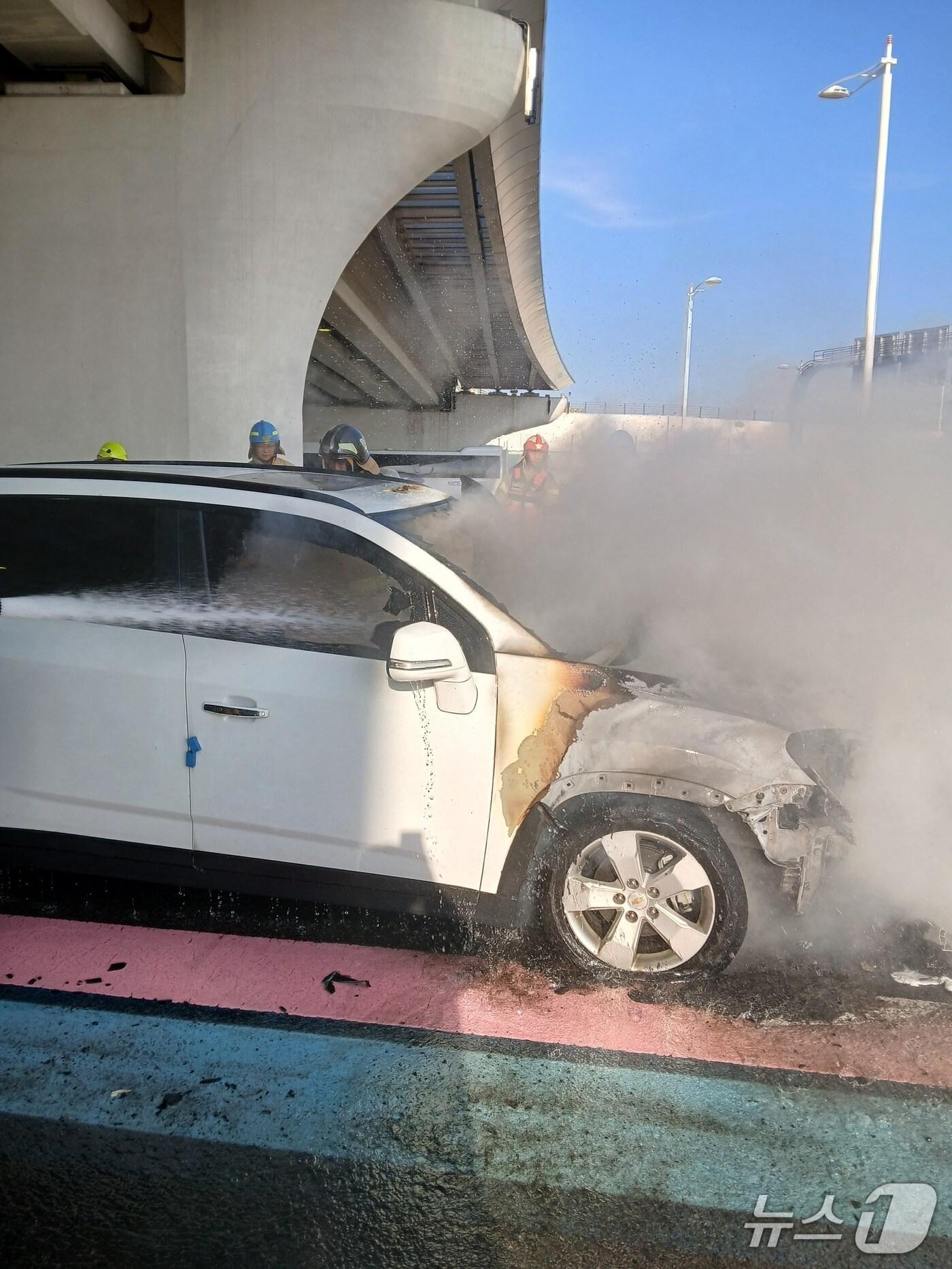 본문 이미지 - 화재현장&#40;인천소방본부 제공.재판매 및 DB금지&#41;