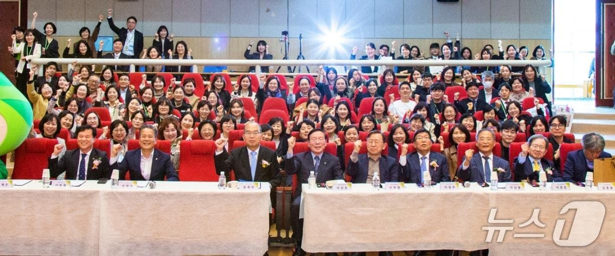 본문 이미지 - 한국보훈복지의료공단이 최근 경기 수원시 보훈교육연구원에서 제32회 보훈의료학회 종합학술대회를 개최했다. &#40;한국보훈복지의료공단 제공. 재판매 및 DB금지&#41; 2025.11.5/뉴스1