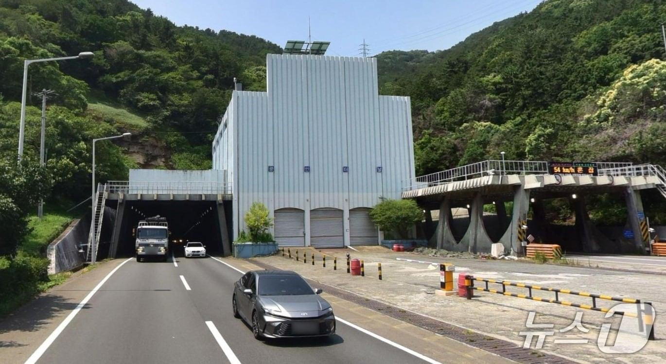 본문 이미지 - 광안터널 전경.(부산시 제공. 재판매 및 DB금지)