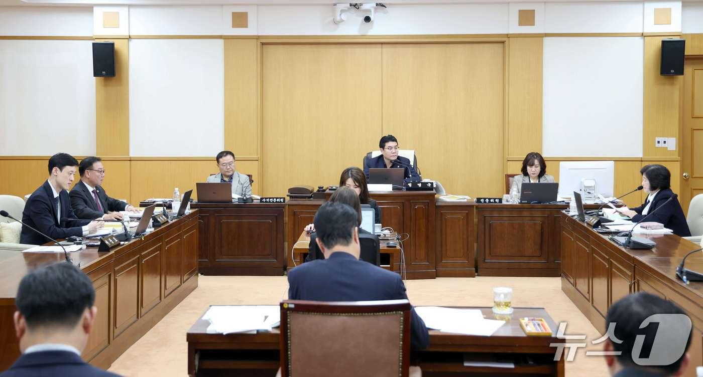 대전시의회 행정자치위원회는 7일 기획조정실에 대한 행정사무감사를 벌였다. (시의회 제공) / 뉴스1