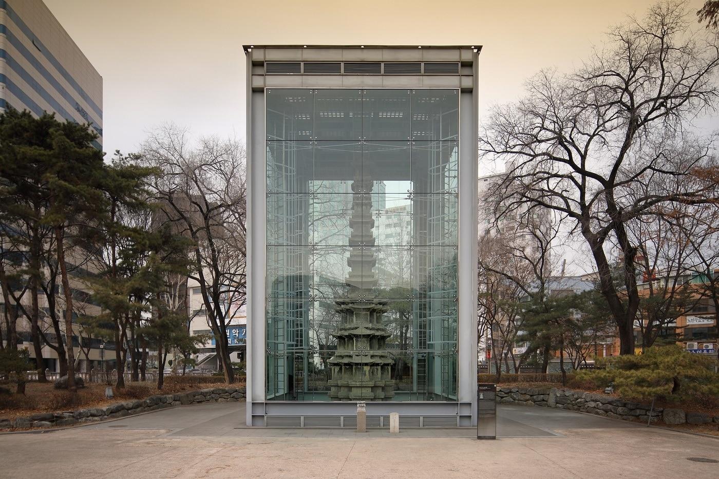 서울 원각사지 십층석탑 전경&#40;국가유산청 제공&#41;