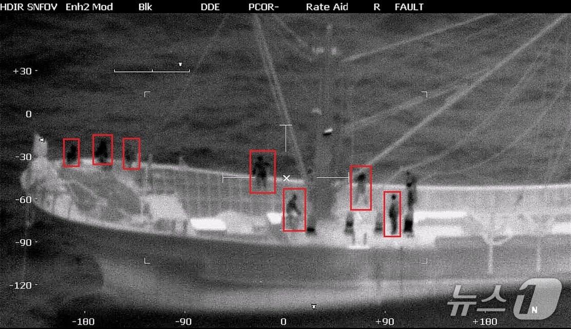 본문 이미지 - AI 채증영상 예시&#40;해양경찰청 제공/뉴스1&#41;