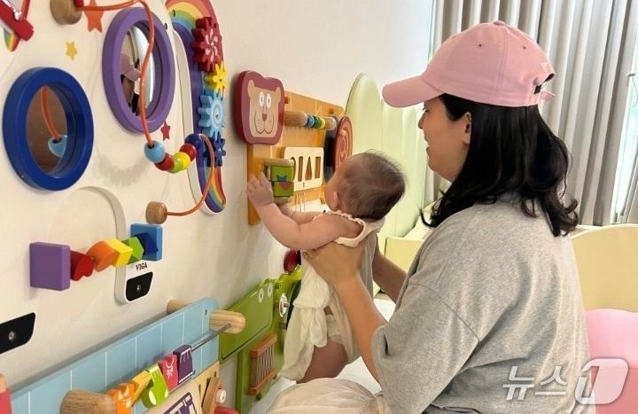 본문 이미지 - 구미시 &#39;0세 특화 육아나눔터&#39; 모습&#40;구미시 제공. 재판매 및 DB금지&#41;/뉴스1