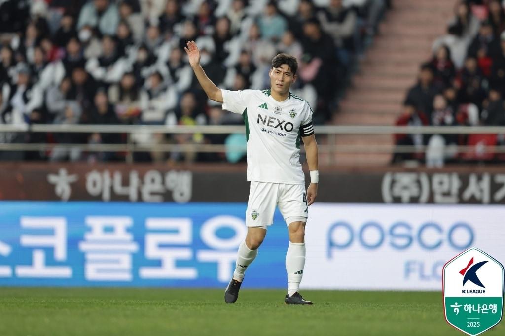 본문 이미지 - 전북 현대 박진섭. &#40;한국프로축구연맹 제공&#41;